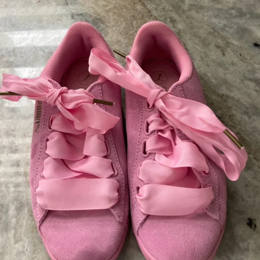 Puma Ribbon Sneakers - Picture 3 of 3